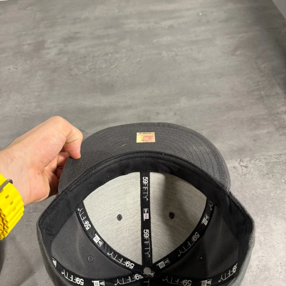 New Era Chicago Bulls Hat 7 3/4 Grey Silver 59FIFTY Fitted‎ Windy City NBA Cap